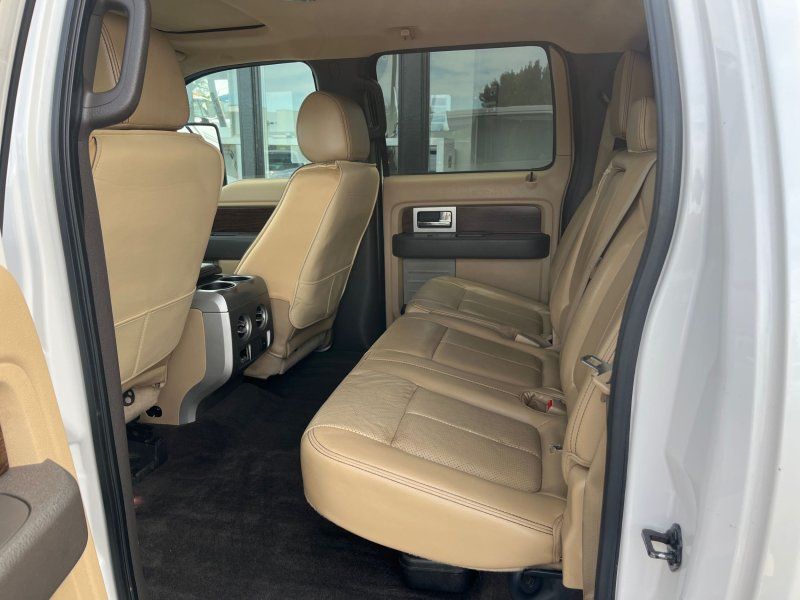 2013 Ford F-150 Lariat photo 11