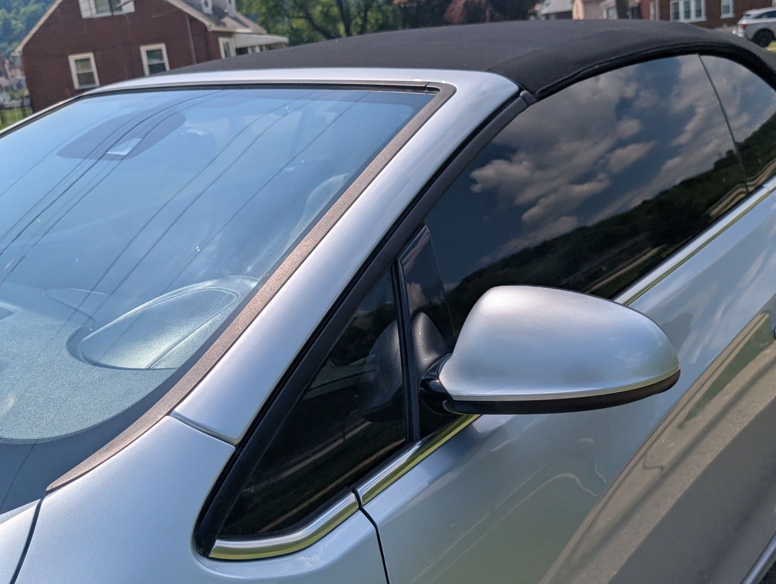 2016 Buick Cascada 96