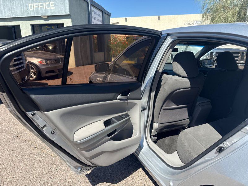 2009 Honda Accord EX photo 12