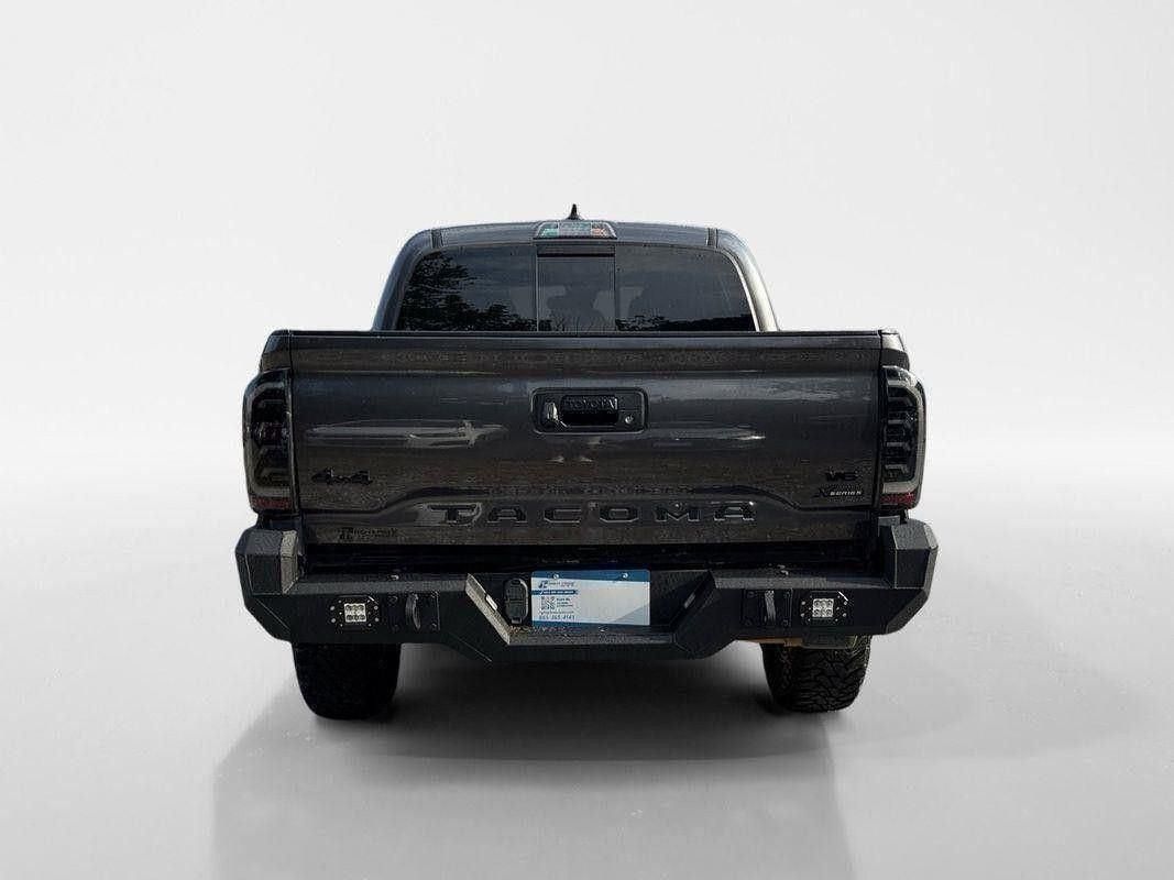 2022 Toyota Tacoma SR5 V6 photo 6