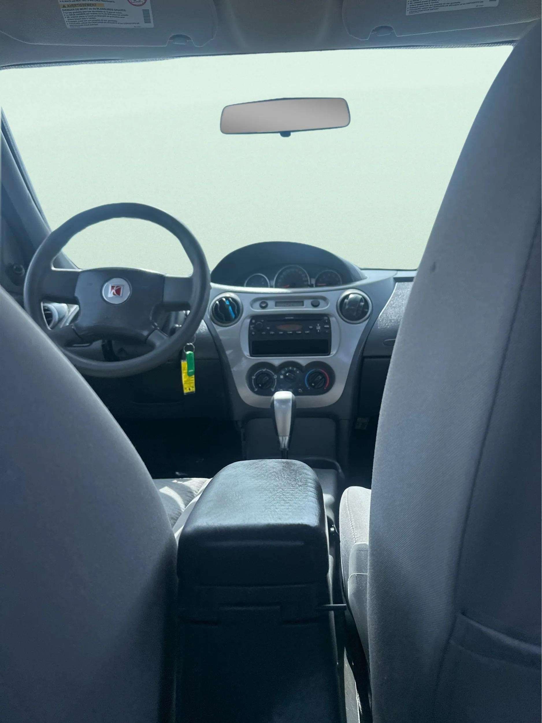 2005 Saturn ION 2 - Photo 11