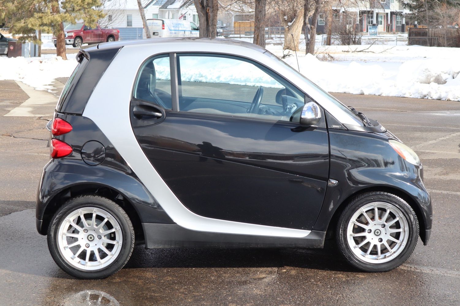 2011 Smart fortwo passion | Victory Motors of Colorado