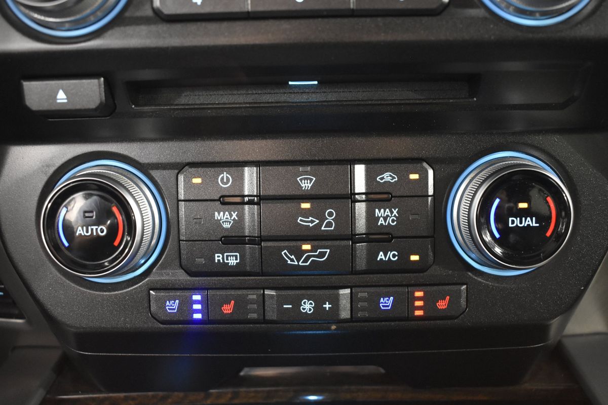 2017 Ford F-150 Platinum