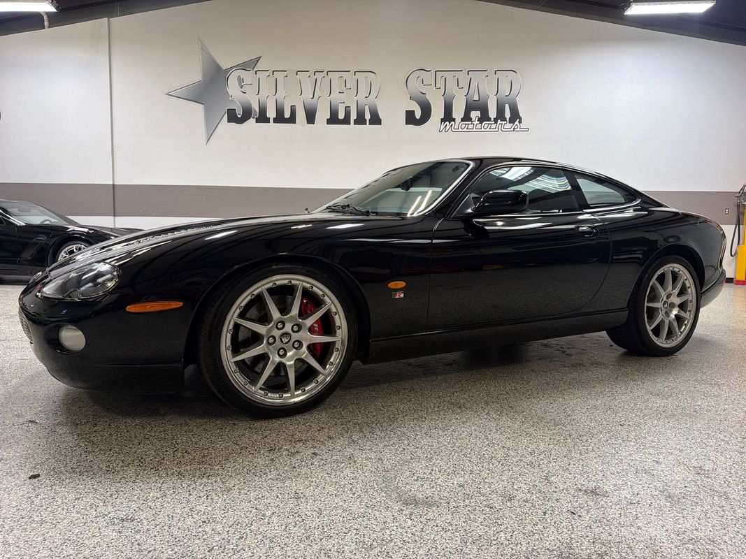 2005 Jaguar XKR XKR