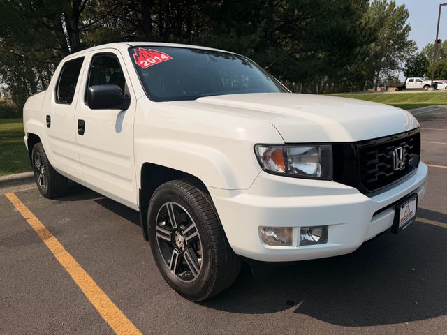 2014 Honda Ridgeline Pickup Truck Four-Wheel Drive 5-Speed Automatic