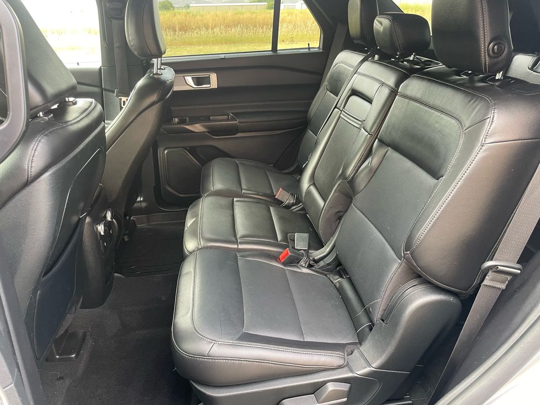 2020 Ford Explorer Limited - Photo 18