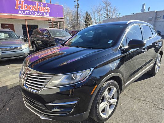 Lincoln MKC's photo