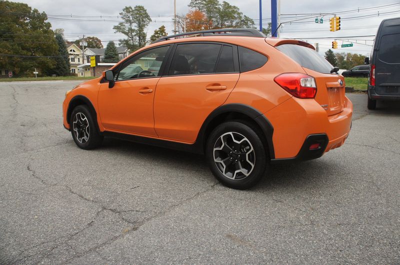 2015 Subaru XV Crosstrek 2.0i Premium | Zoom Auto Group - Used