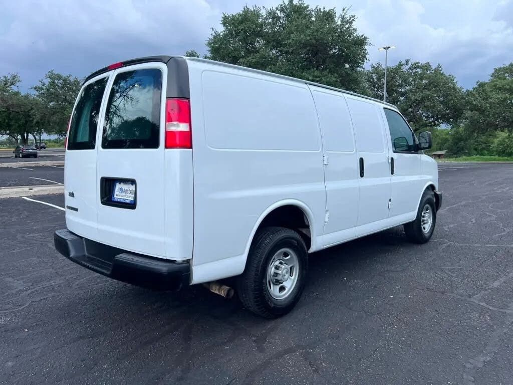 2021 Chevrolet Express Cargo #4