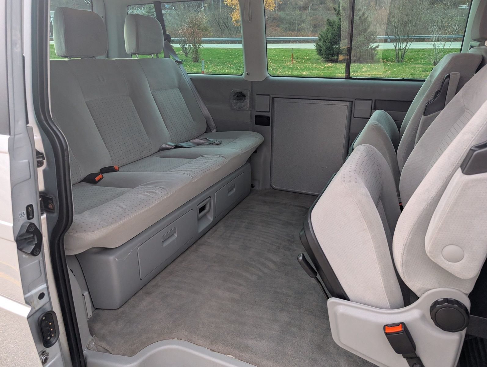 2003 Volkswagen EuroVan 145