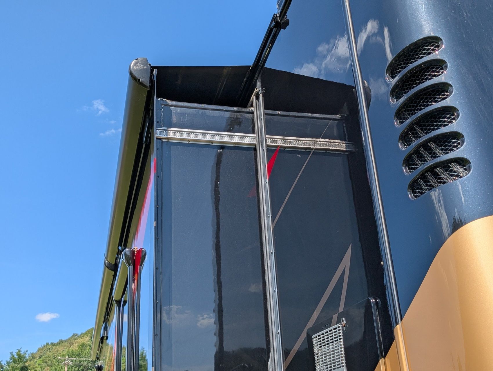 2019 Jayco Embark 49