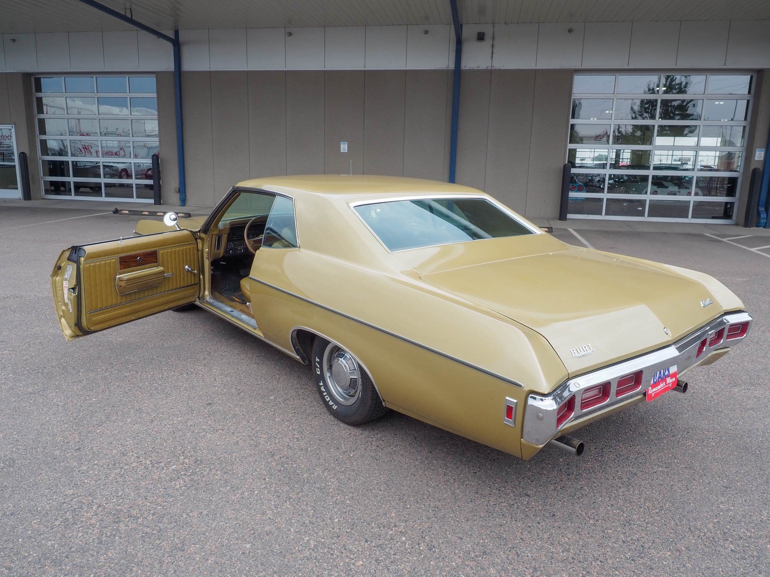 1969 Chevrolet Impala Gold 350