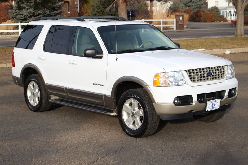 2004 Ford Explorer Eddie Bauer | Victory Motors of Colorado