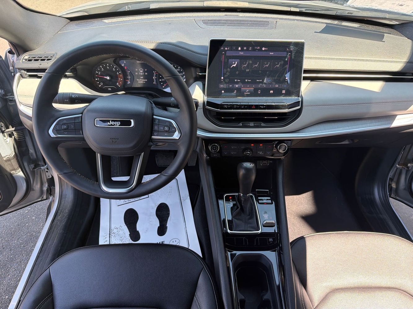 2025 Jeep Compass Limited - Photo 21