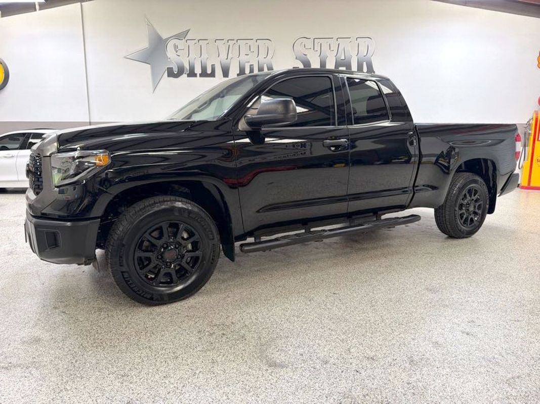 2021 Toyota Tundra SR5 grade