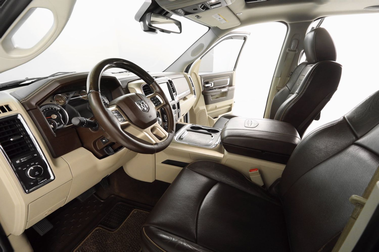 2017 Ram 1500 Laramie Longhorn photo 24