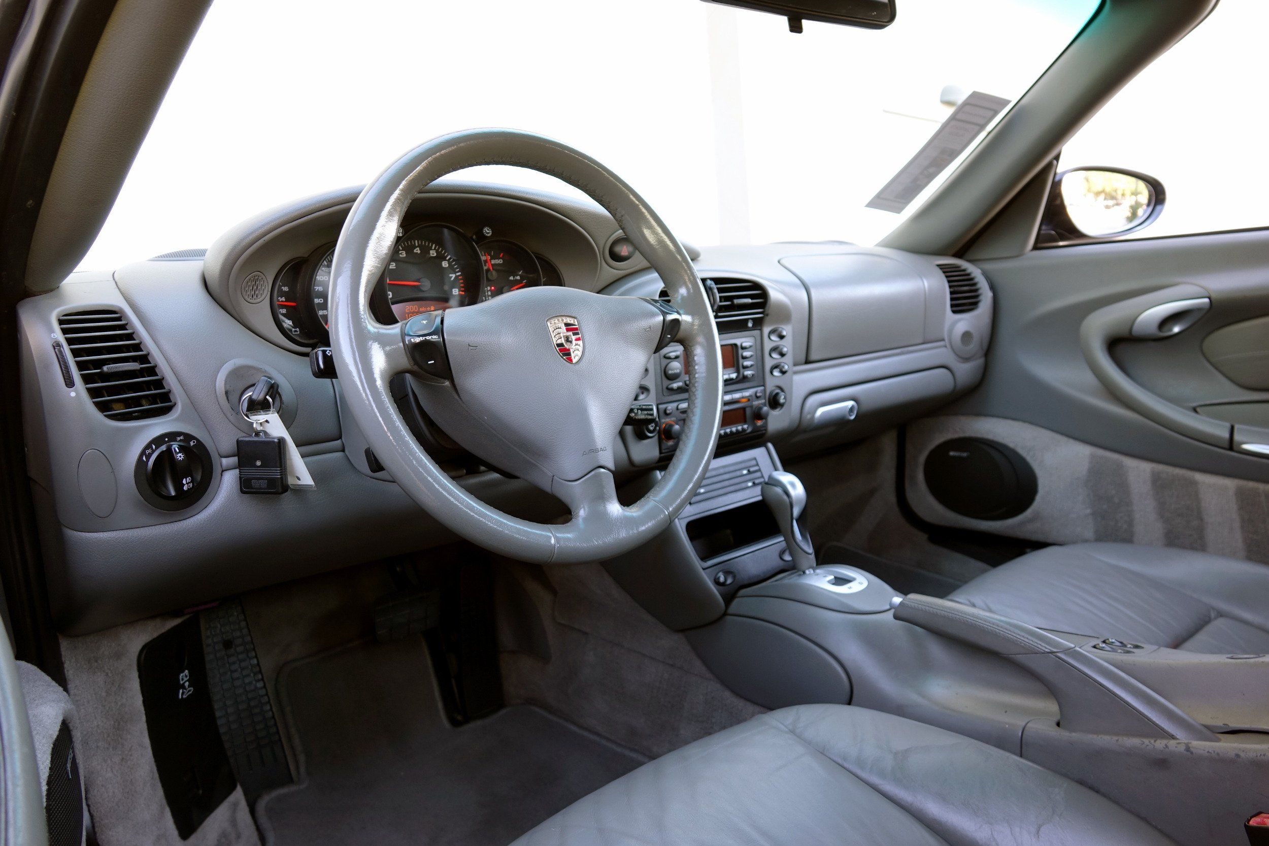 2004 Porsche 911 4S photo 5