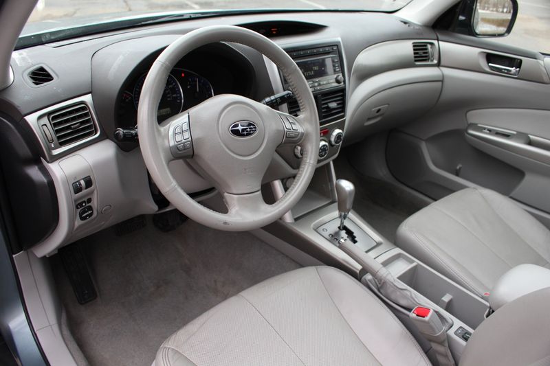 2010 Subaru Forester Photos