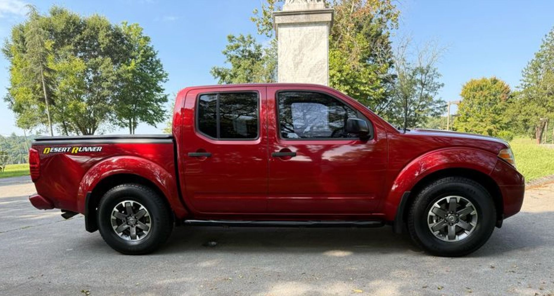 2018 Nissan Frontier Desert Runner photo 40