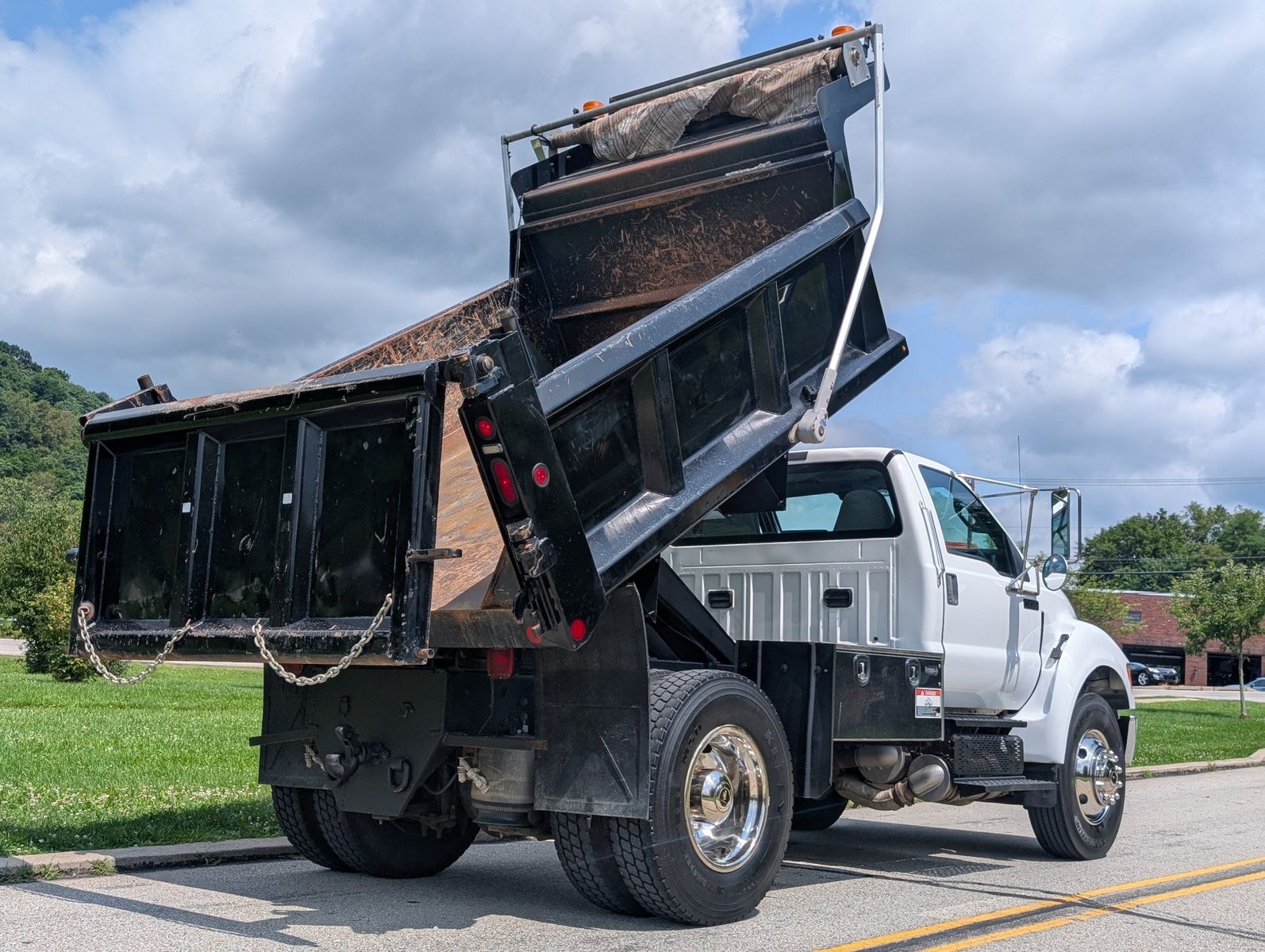 2015 Ford F-750 7