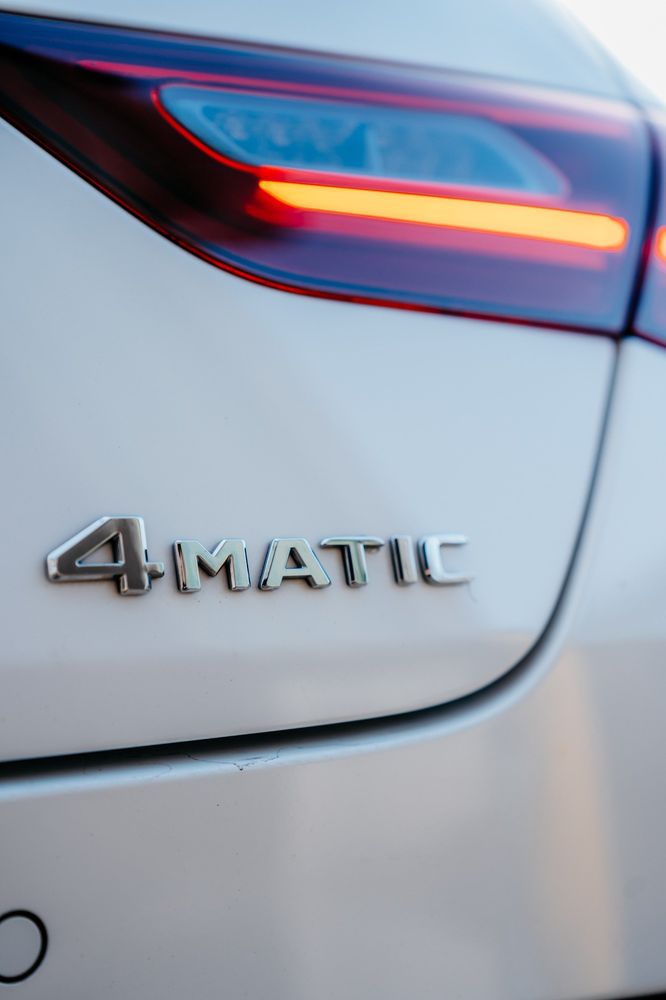 2025 Mercedes Benz CLA 250 4MATIC photo 4