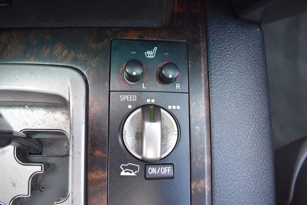 2009 Toyota Land Cruiser Base