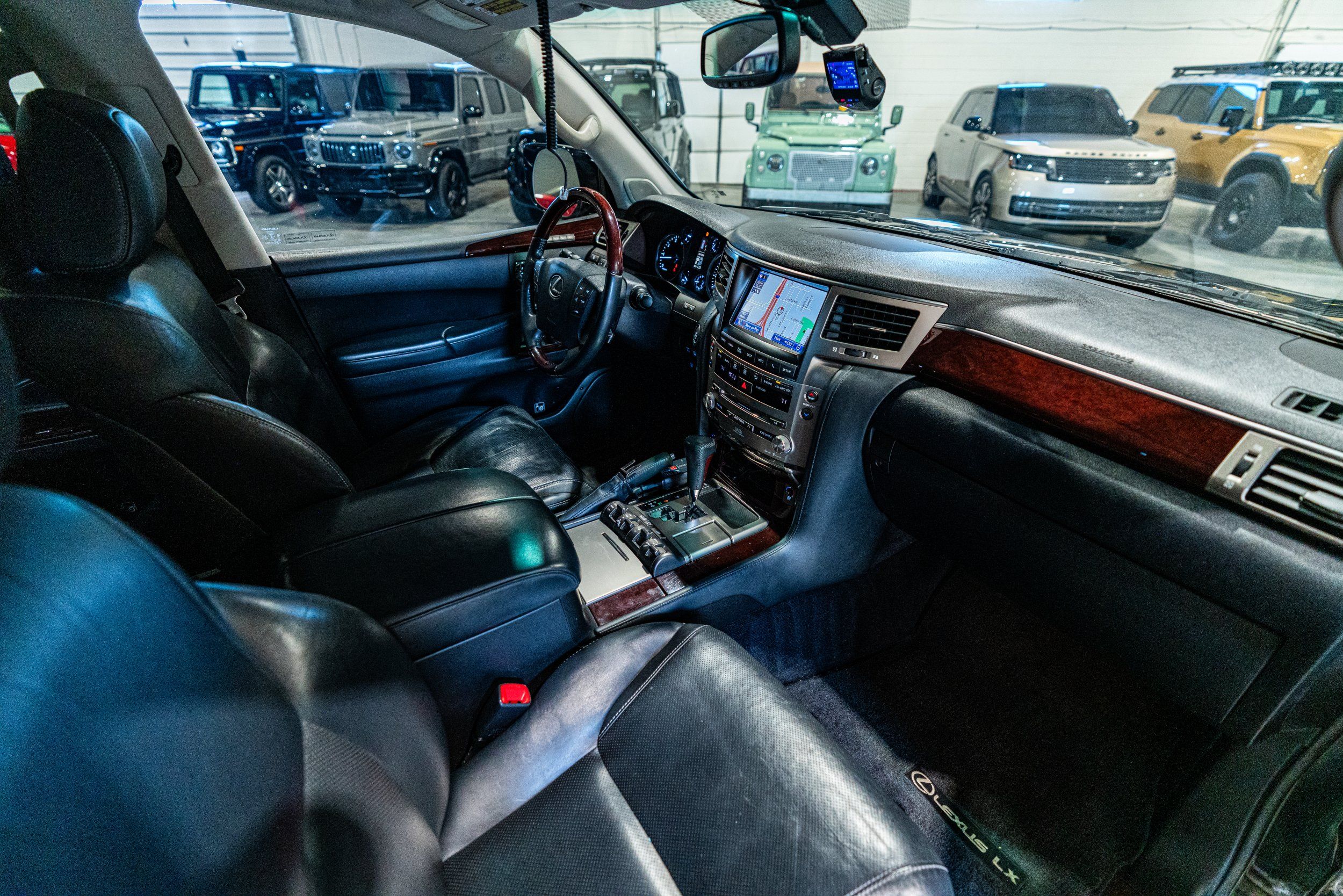 2013 Lexus LX 570, photo 40