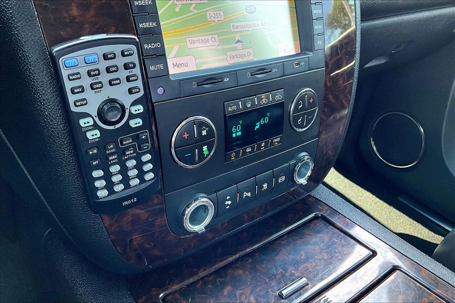 2011 Gmc Sierra Denali photo 28