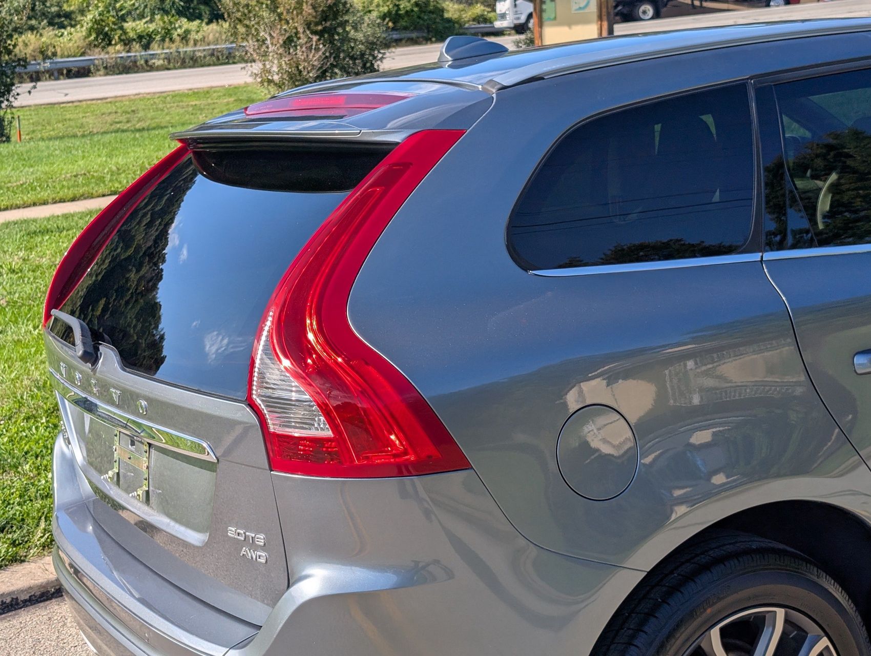 2016 Volvo XC60 26
