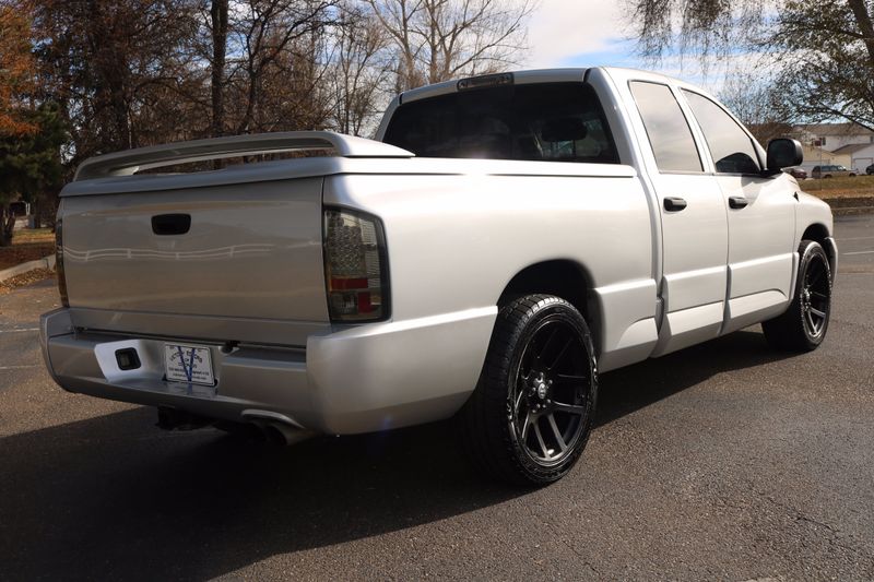 2005 dodge ram 1500 srt 10 rwd