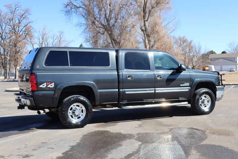 2004 Chevrolet Silverado 2500HD Photos