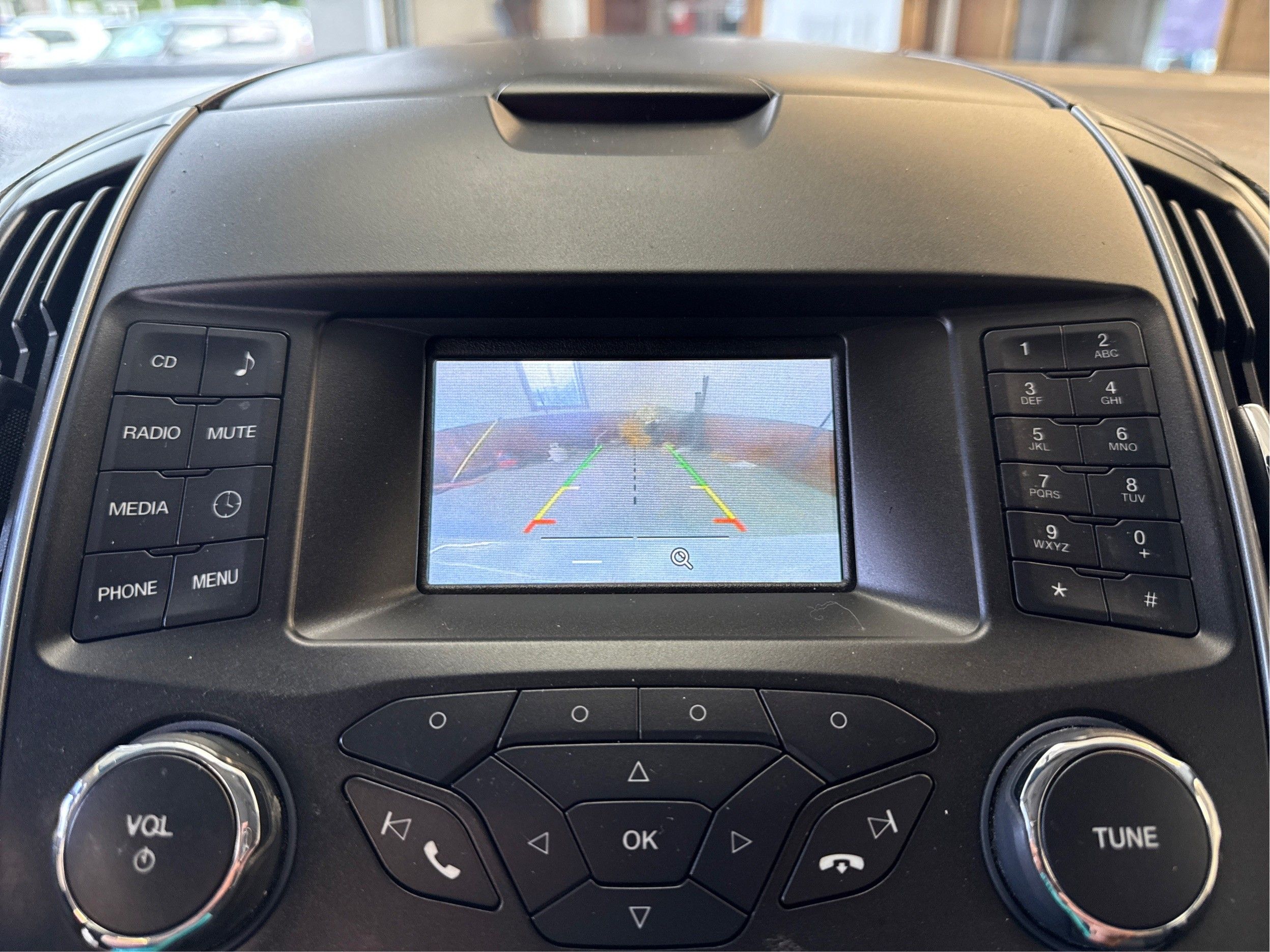 2018 Ford Edge SE - Photo 26