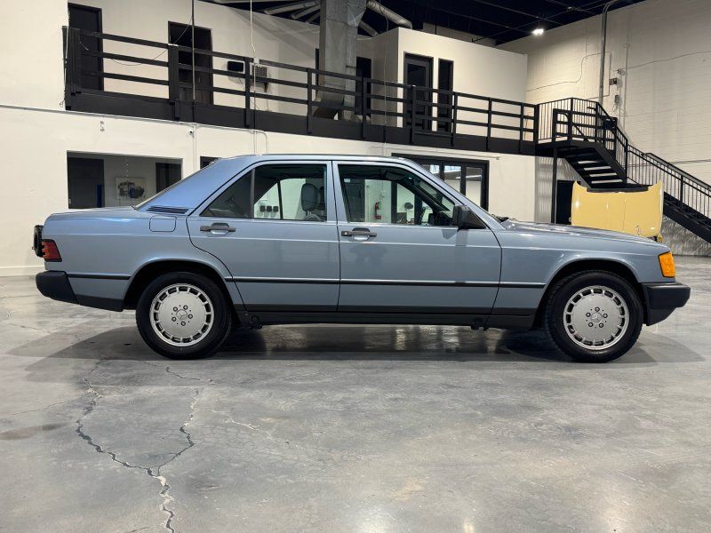 1985 Mercedes-Benz 190-Class 190 E 2.3, photo 6