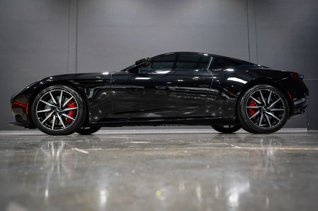 2020 Aston Martin DB11 V8 Coupe RWD