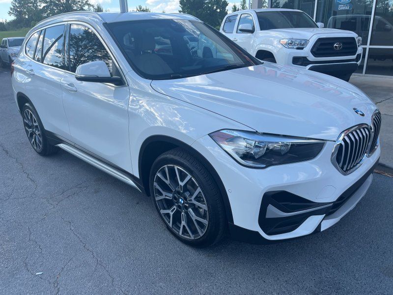 2022 BMW X1 sDrive28i's photo