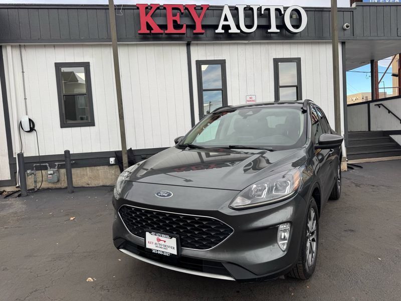 2020 Ford Escape SEL's photo