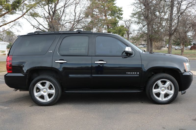 2007 Chevrolet Tahoe Photos