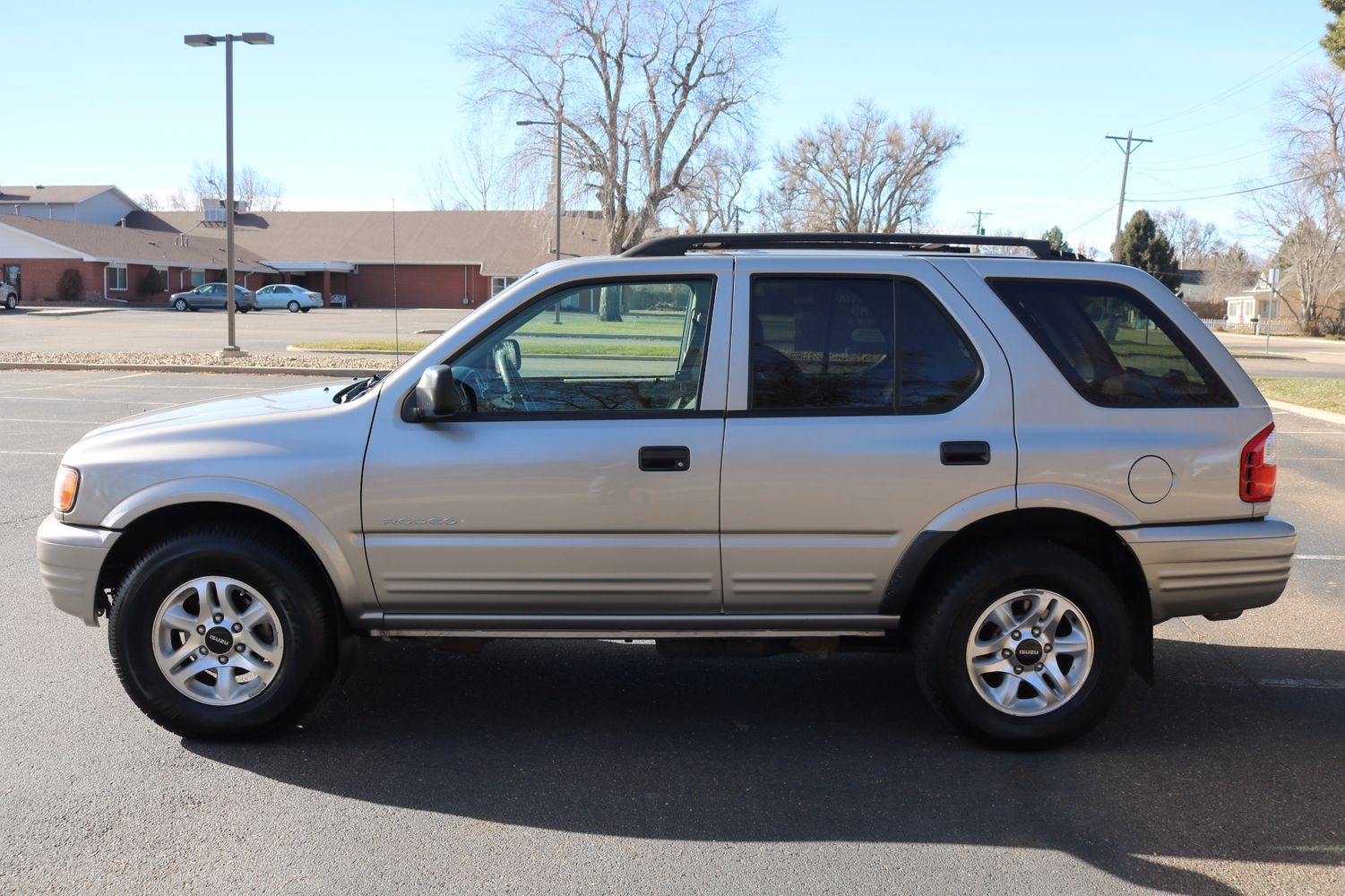 2004 Isuzu Rodeo For Salenull