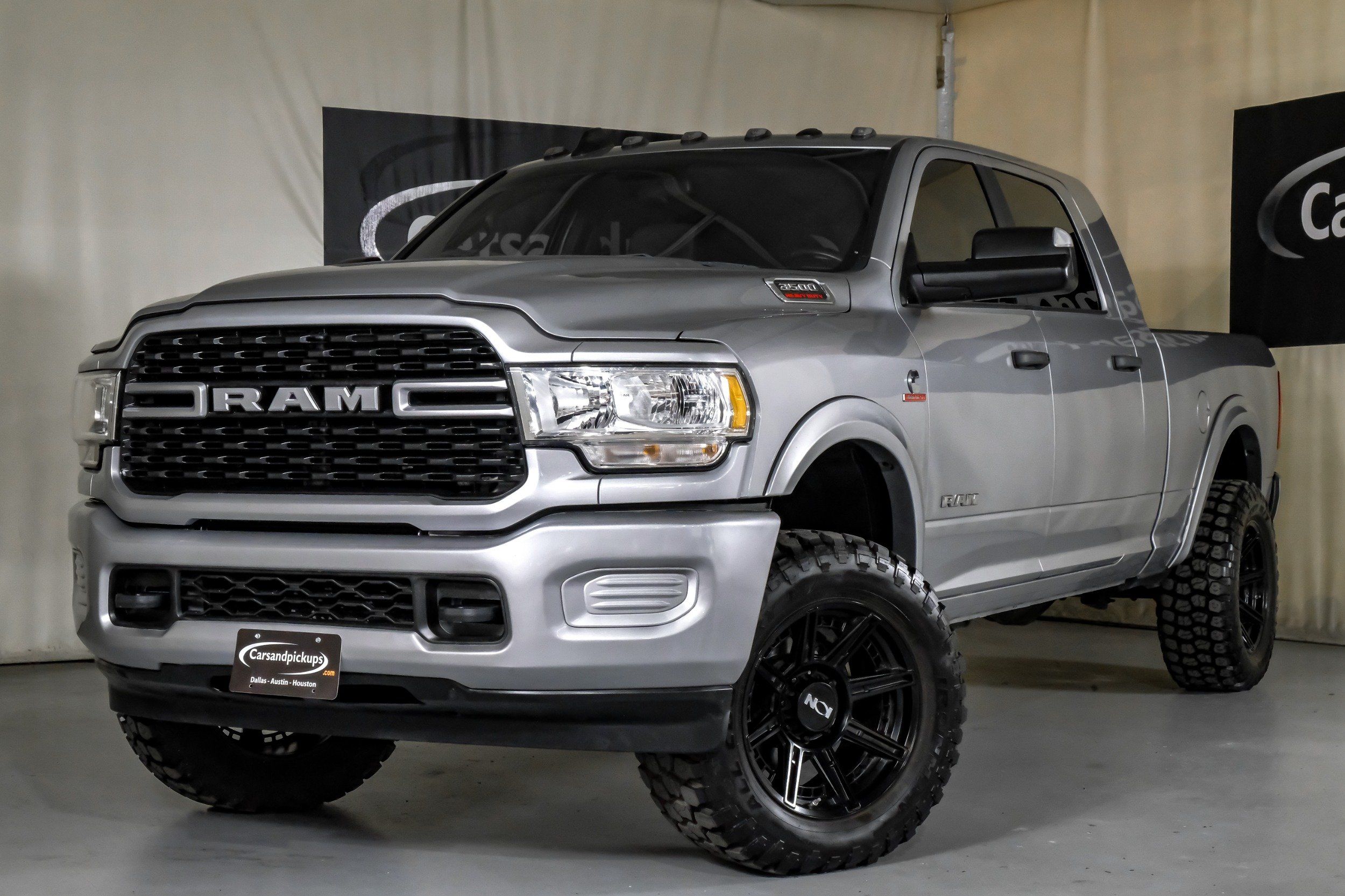 2022 Ram 3500 Big Horn photo 4