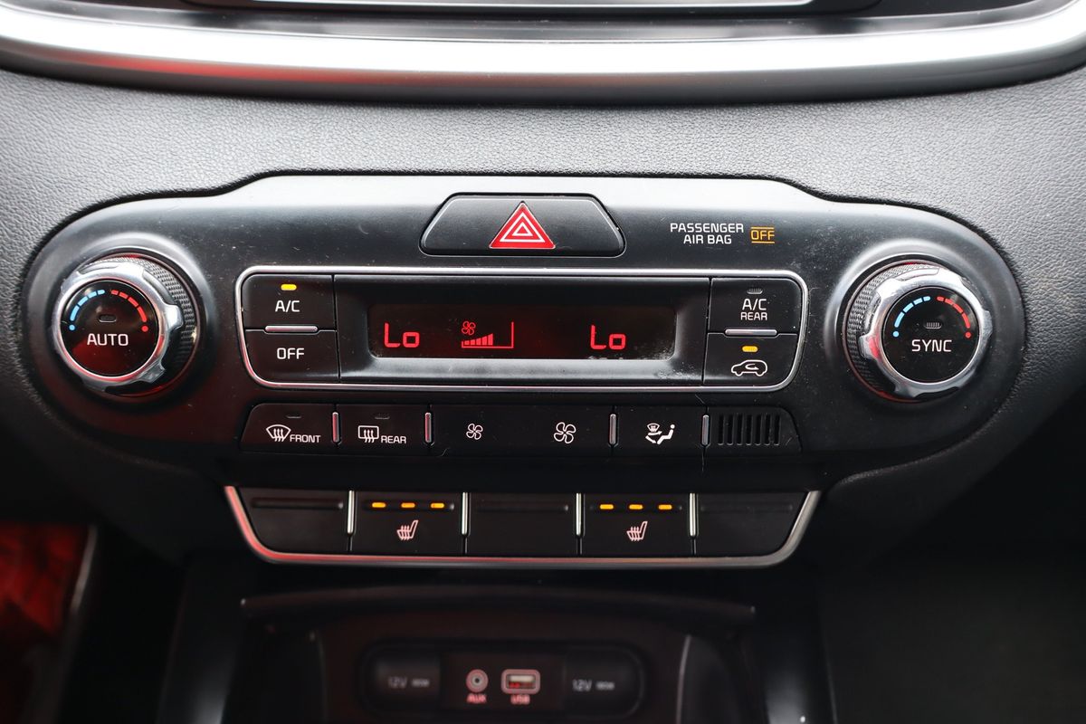 2019 Kia Sorento LX V6