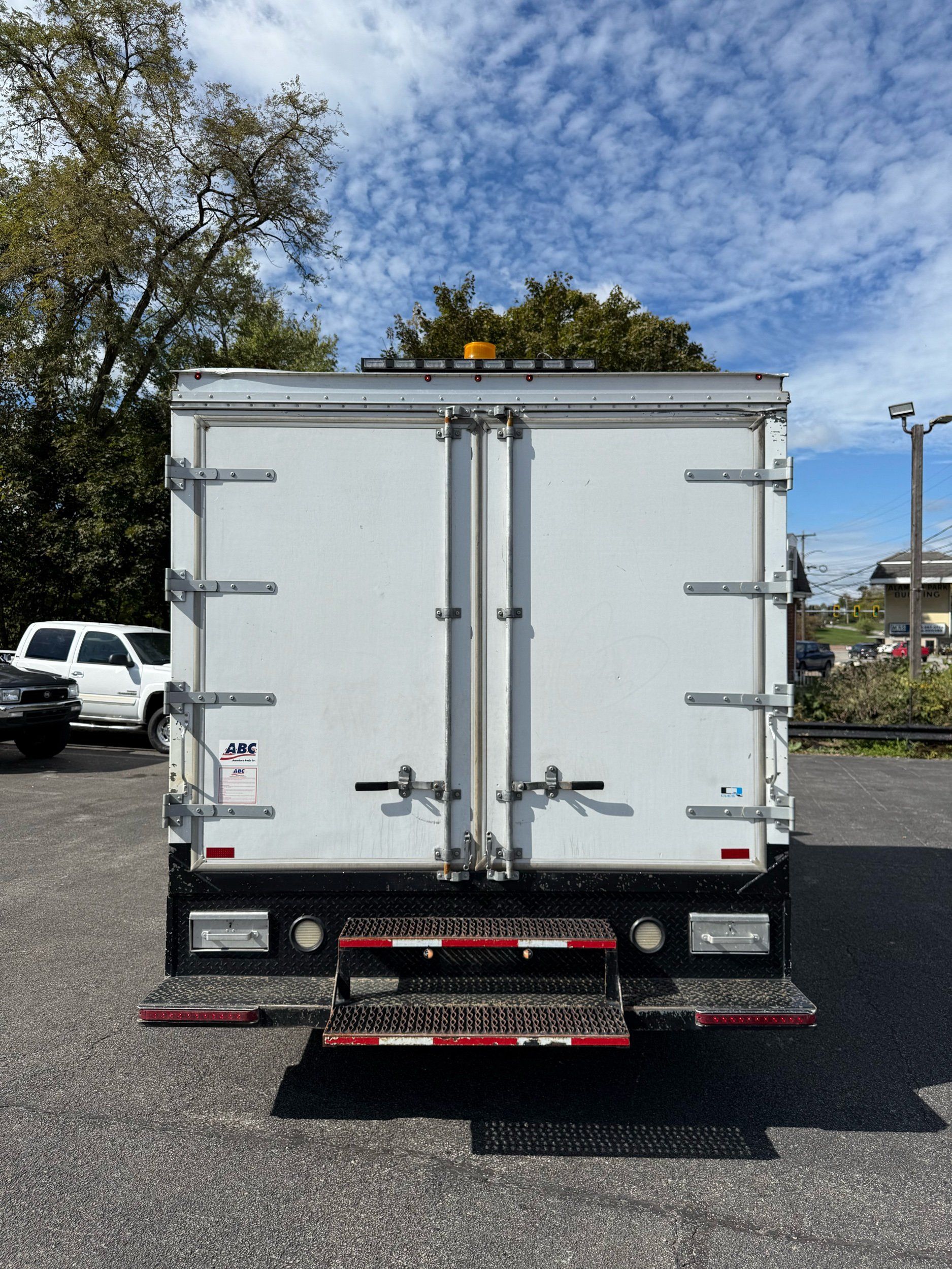 2010 Chevrolet Express 3500 Cutaway photo 4