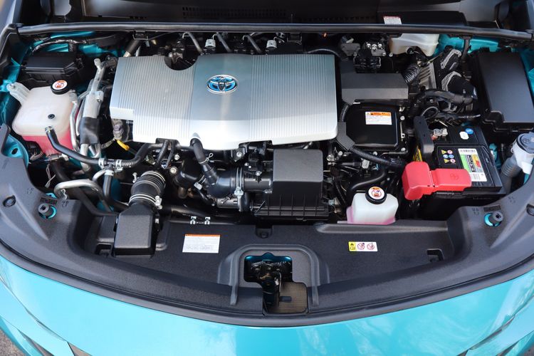 2019 Toyota Prius Prime Premium | Victory Motors of Colorado