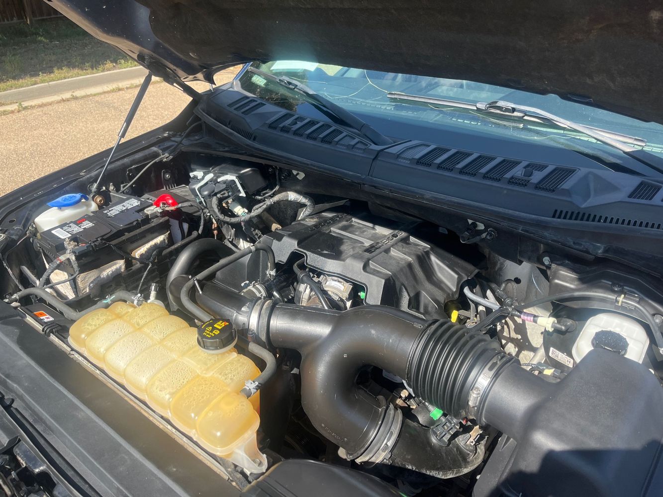 2018 Ford F-150 XLT photo 16