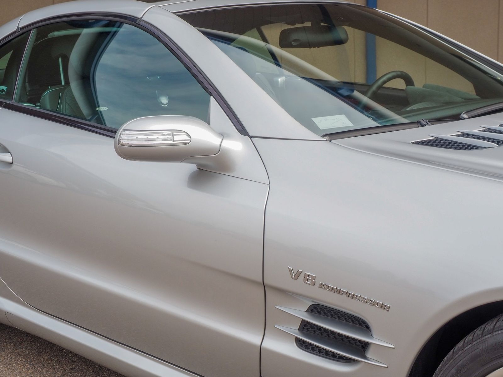 2004 Mercedes-Benz SL-Class 17