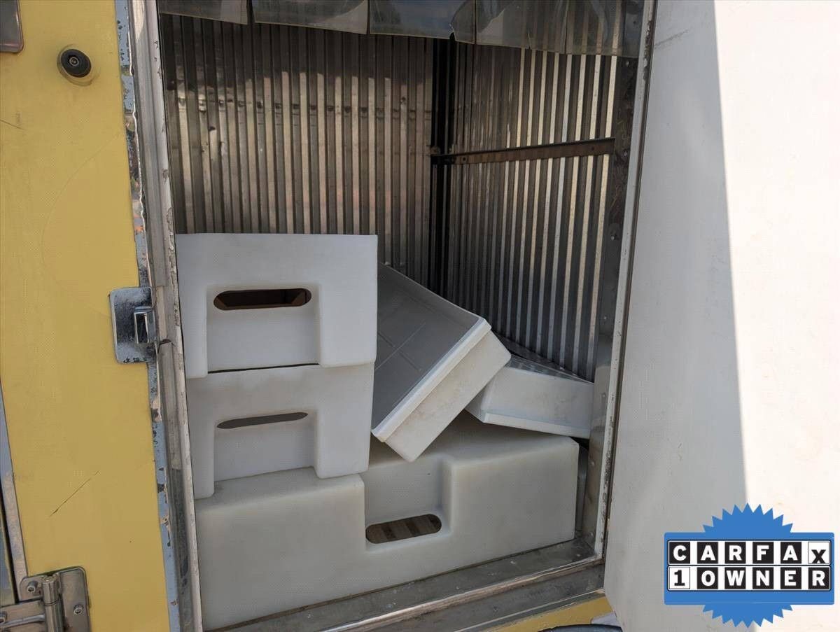 2019 Ford E-Series Chassis 23