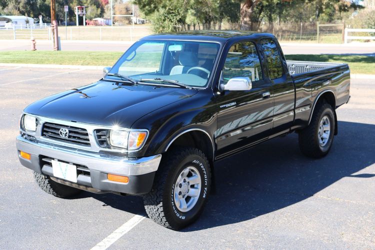 1996 Toyota Tacoma SR5 | Victory Motors of Colorado