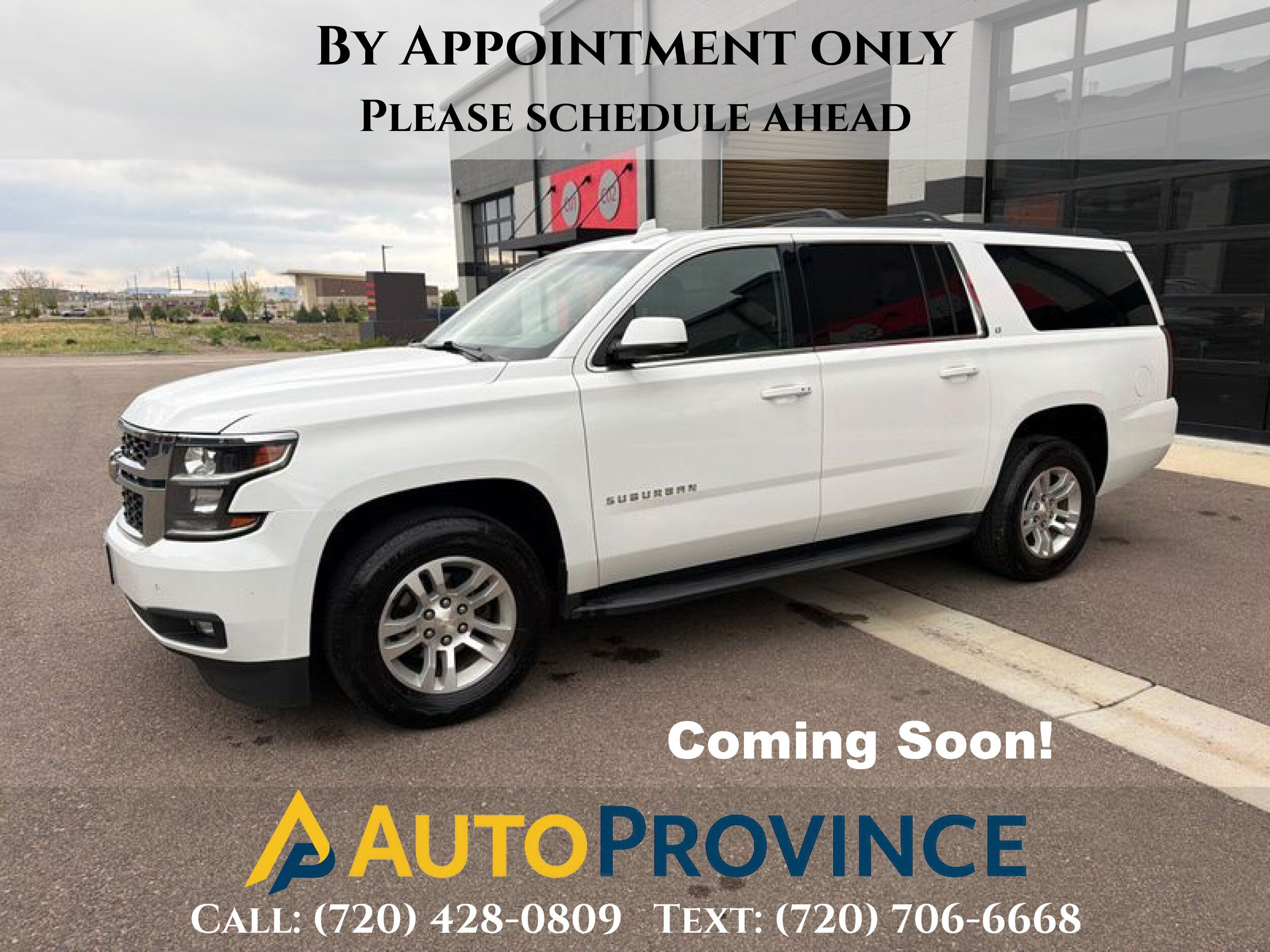 2020 Chevrolet Suburban 4WD 1500 LT's photo