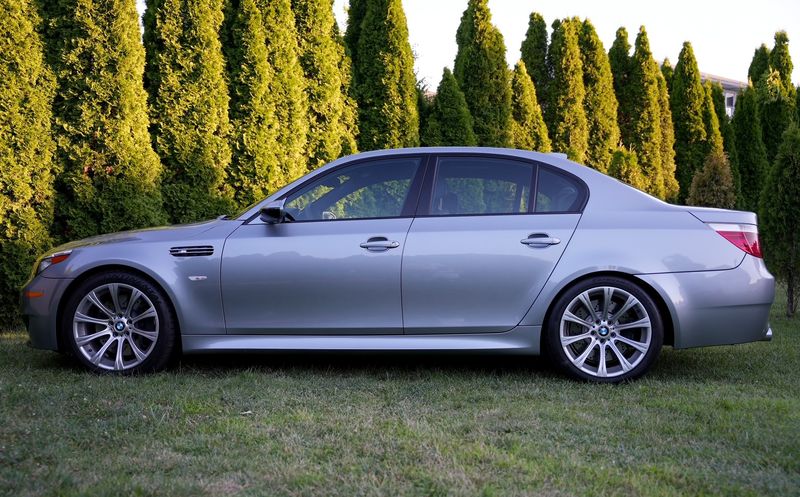 2006 BMW M5 SMG | Zoom Auto Group - Used Cars New Jersey