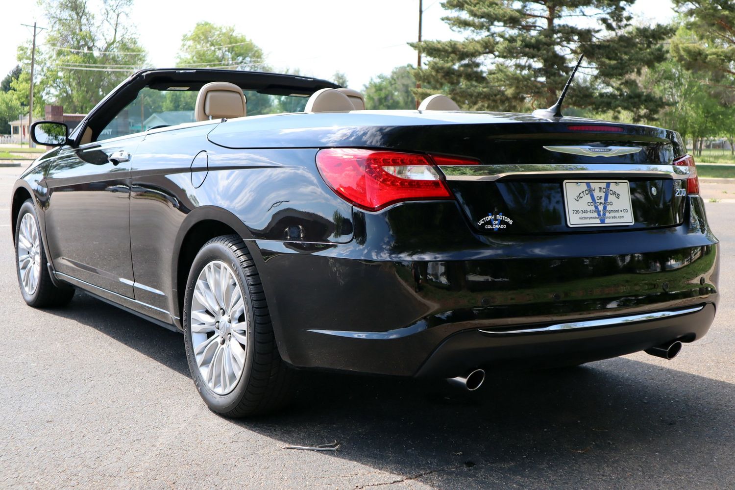 Chrysler 200 convertible