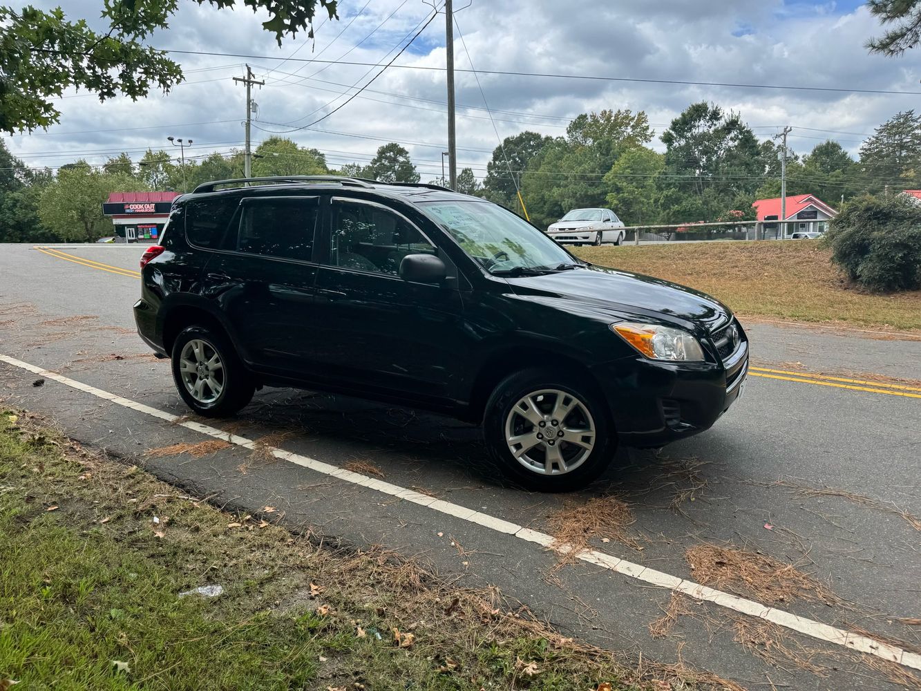 2011 Toyota RAV4 Base photo 2